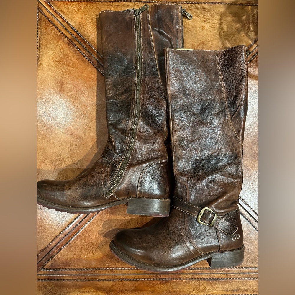 Bedstu tall knee boots sz 9.5